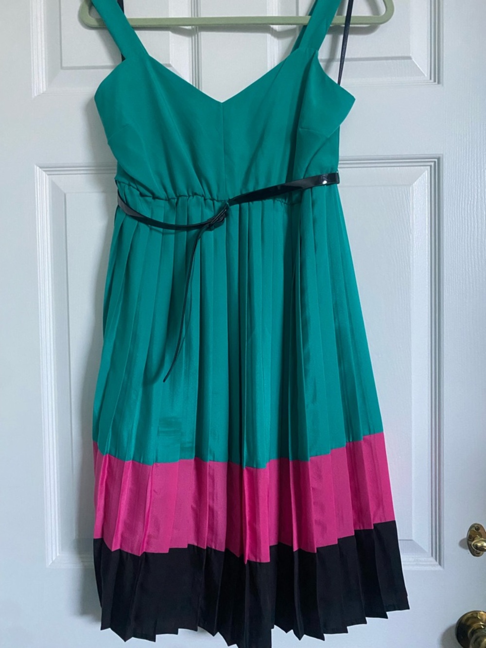 Motherhood Maternity Teal Sweatheart pleated dress
